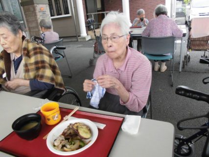 ≪特定≫たまには外でお食事