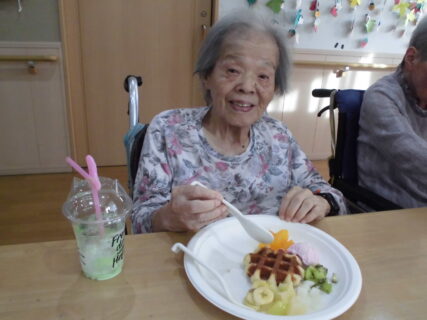 おやつバイキング